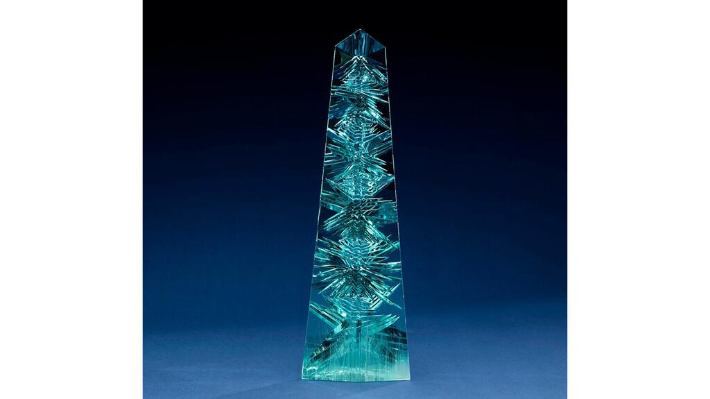 Bernd Munsteiner’s “Dom Pedro Aquamarine” weighs more than 10,000 carats. Bernd Munsteiner Dom Pedro Aquamarine