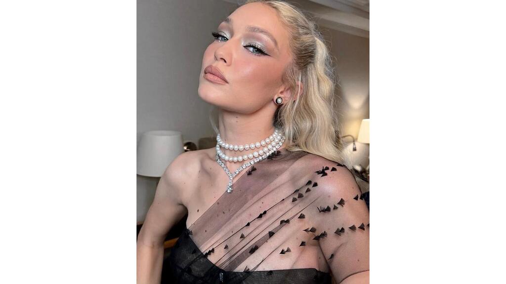 Gigi Hadid wore Smiling Rocks’ “Dream” necklace at the 2023 Met Gala, as seen above. “Schitt’s Creek” star Catherine O’Hara wore it to the 2024 Oscars while singer Camila Cabello donned it for the Oscars pre-party. Smiling Rocks lab-grown haute couture Dream necklace