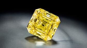 This 45-carat fancy vivid yellow diamond is the highlight of Phillips’ upcoming jewelry auction in New York. 45 carat yellow diamond