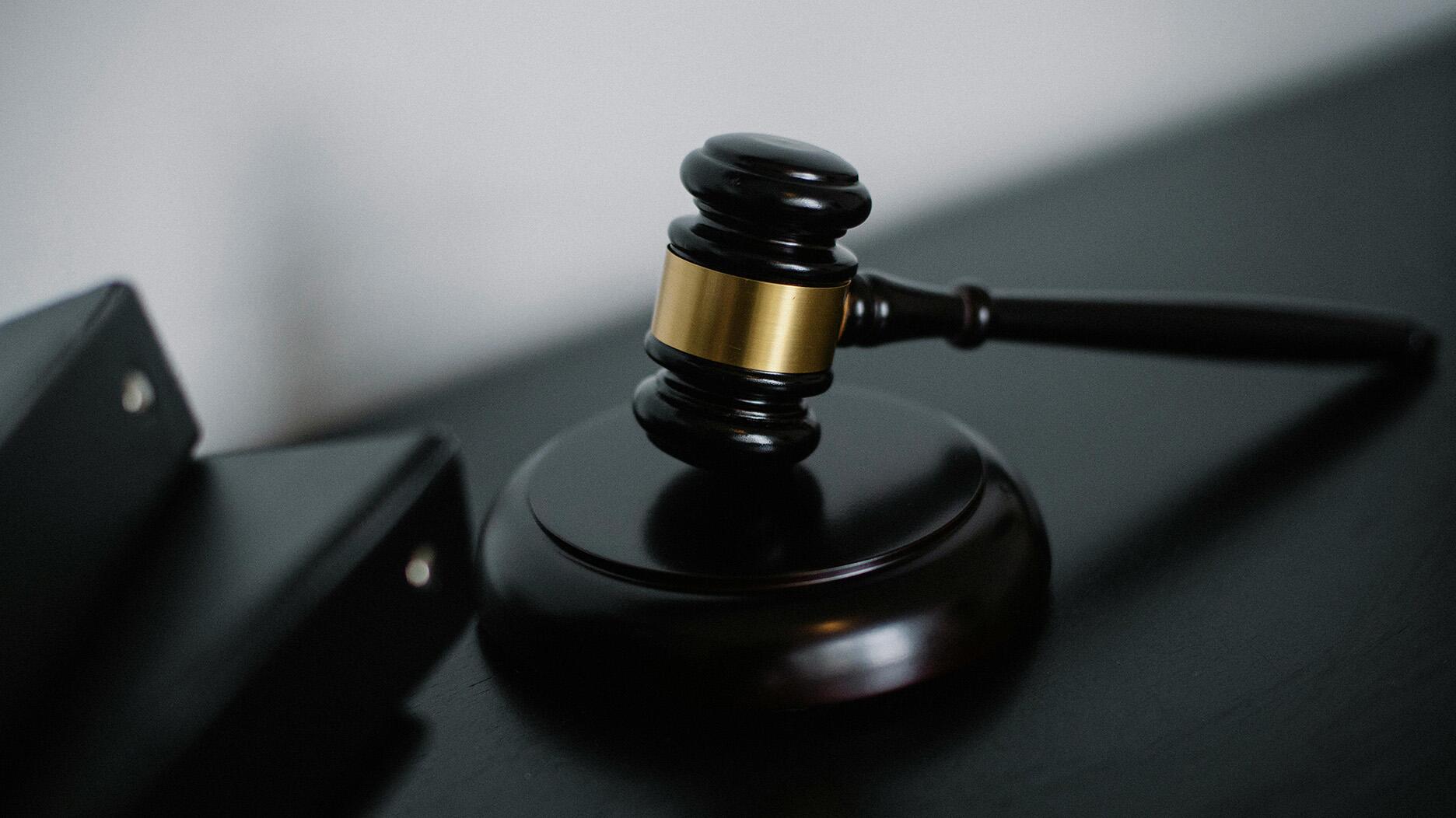 The U.K.’s Advertising Standards Authority upheld the Natural Diamond Council’s complaint against U.K.-based retailer Skydiamond. The NDC alleged that Skydiamond’s marketing claims, such as referring to its lab-grown diamonds as “diamonds made entirely from the sky,” were misleading to consumers, and the ASA agreed. Stock image of a gavel