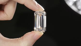 A company in India grew this 34.59-carat, G color, VS2 clarity diamond using the chemical-vapor deposition process. GIA said it’s the largest polished lab-grown diamond ever submitted to one of its labs. (Photo credit: Johnny (Chak Wan) Leung)
20230508_34 carat lab-grown diamond.jpg