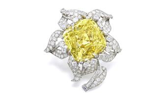 This 101-carat yellow diamond, named “The Allnatt,” was withdrawn from Sotheby’s recent “Magnificent Jewels and Noble Jewels” sale. The Allnatt yellow diamond