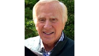 Seymour Holtzman, the owner of C.D. Peacock, died at the age of 88 on May 28. Seymour Holtzman